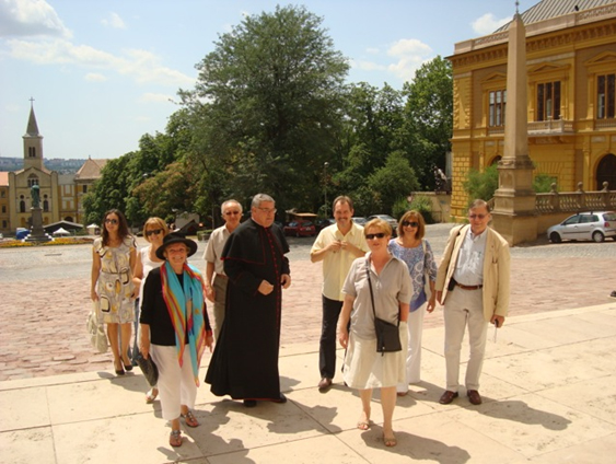 8106-789-563x424-netre2